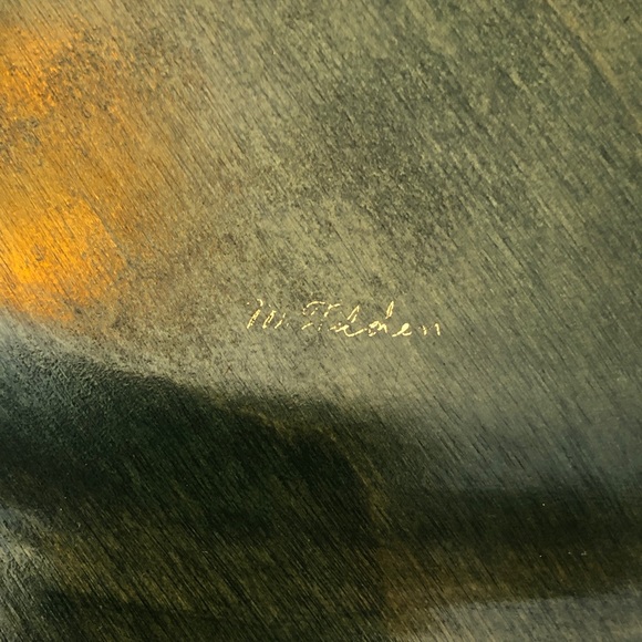 Floral Green hand painted vintage wooden Plate- signed on back -12 in - Picture 4 of 6